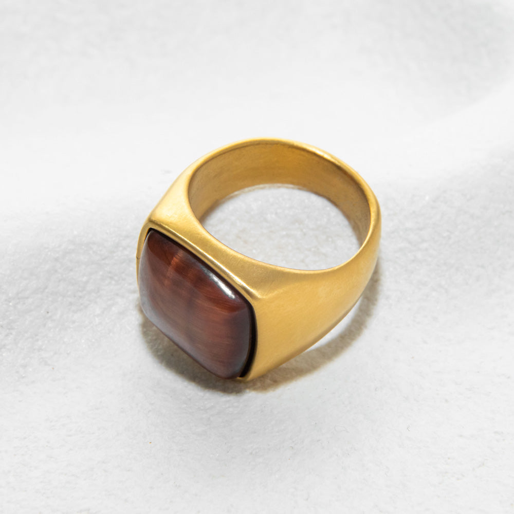 Men&#39;s Gold Square Tiger Eye Signet Ring