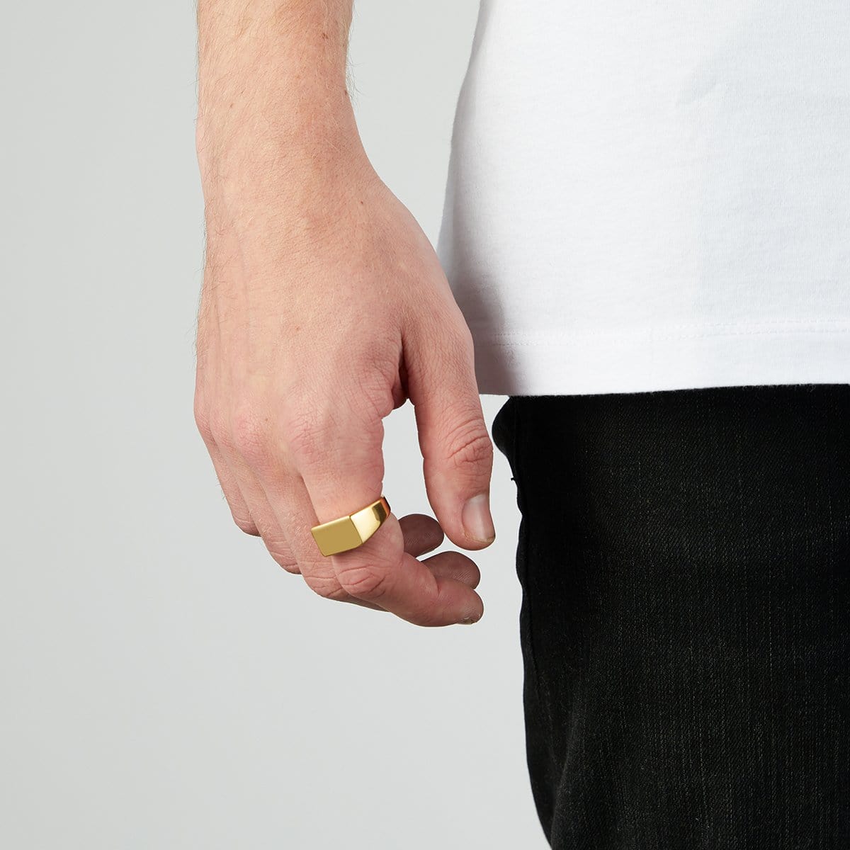 Men’s Gold Rectangle Signet Ring