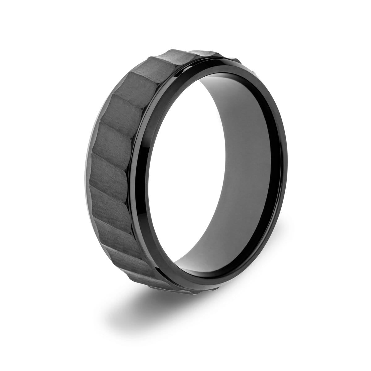 Men&#39;s Hammered Tungsten Ring